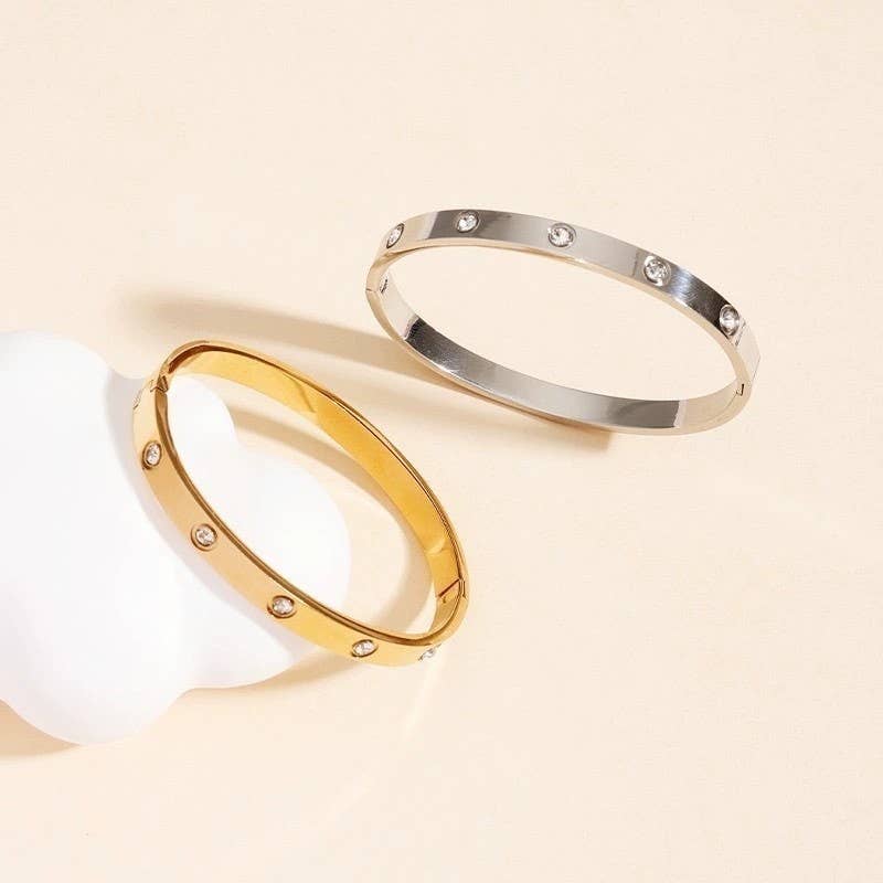 18K NON-TARNISH WATERPROOF STAINLESS STEEL BANGLE