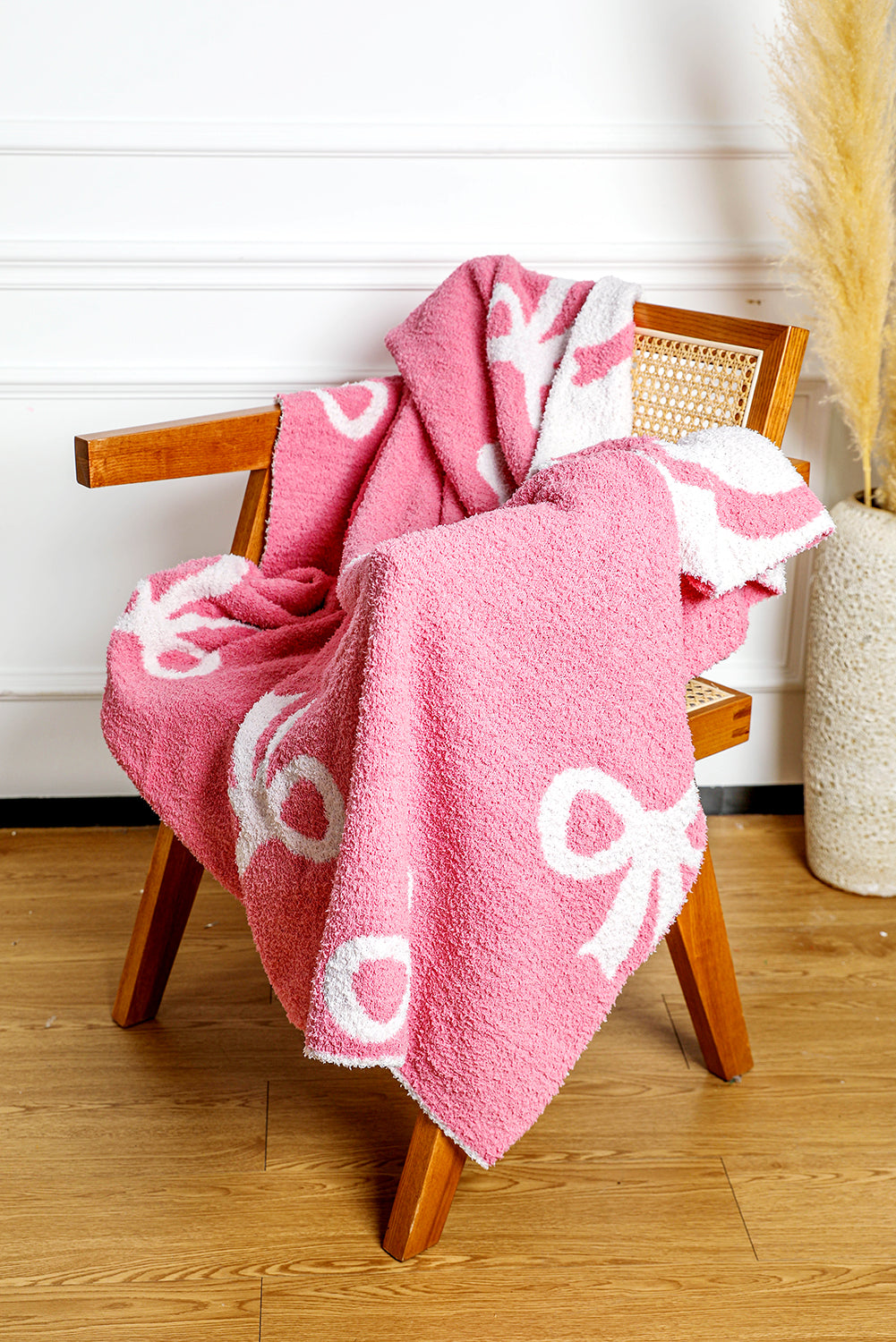 Pink Bow Cozy Throw Blanket
