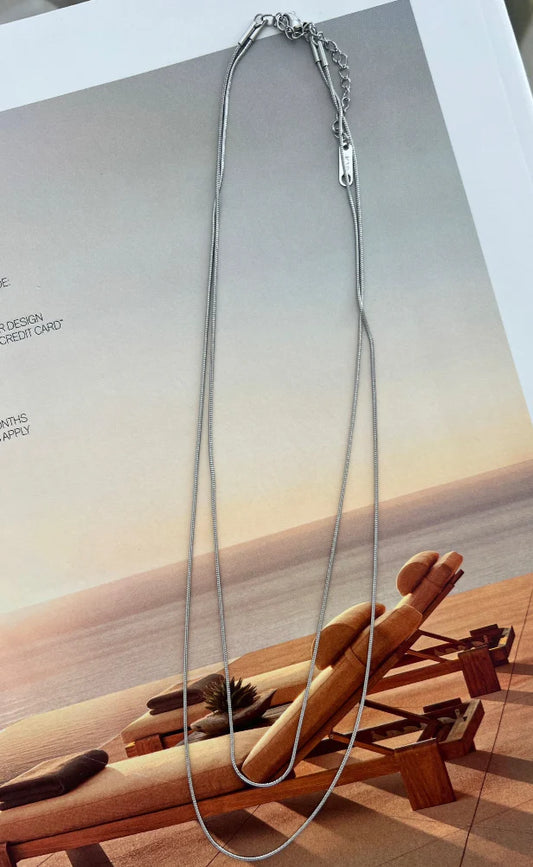 CHANSUTTPEARLS Dainty Snake Layered Necklace