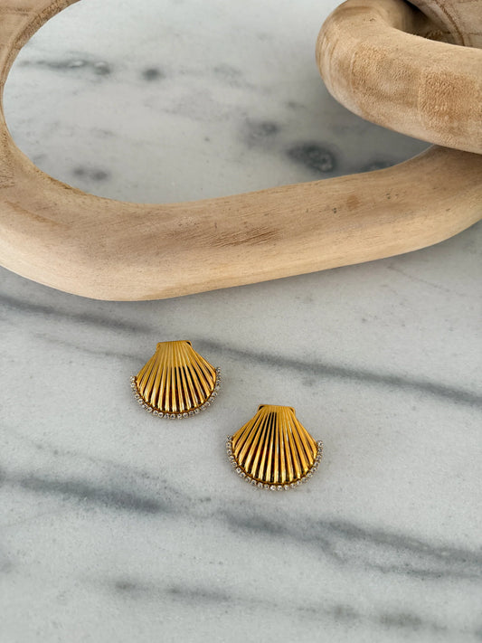 CHANSUTTPEARLS Diamond Seashell Earrings